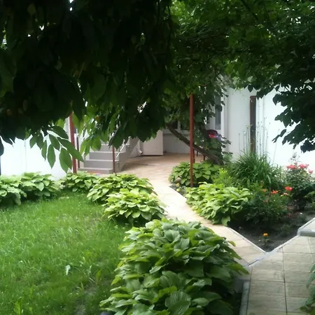 Lidia Hotel 3*
